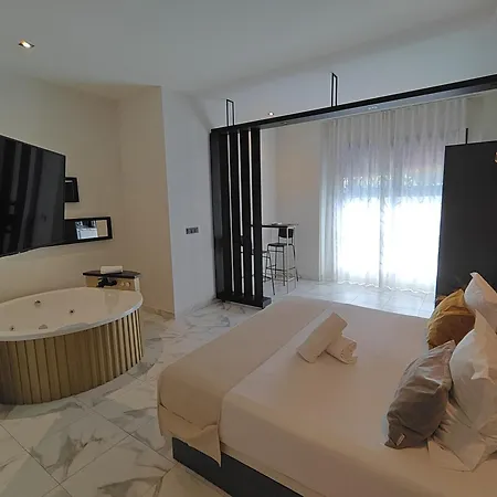 Reina Victoria La Plaza