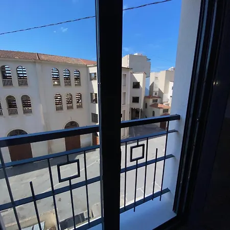 Reina Victoria La Plaza Apartment