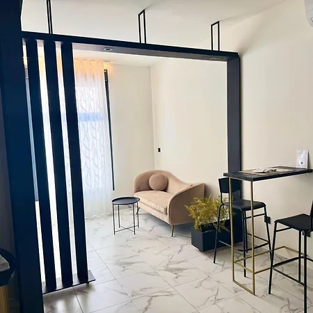 Reina Victoria La Plaza Apartment Alicante