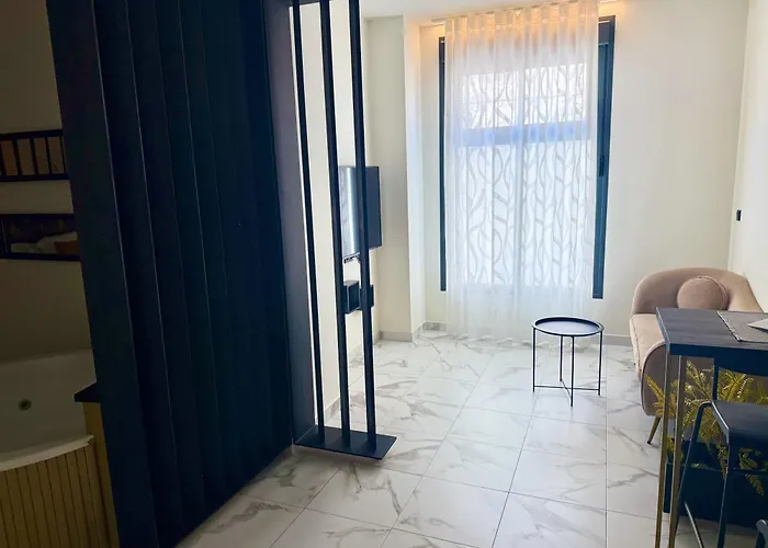Reina Victoria La Plaza Apartmán Alicante