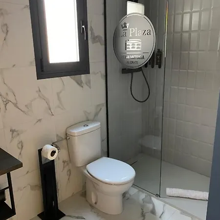 Reina Victoria La Plaza