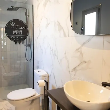 Reina Victoria La Plaza * Alicante